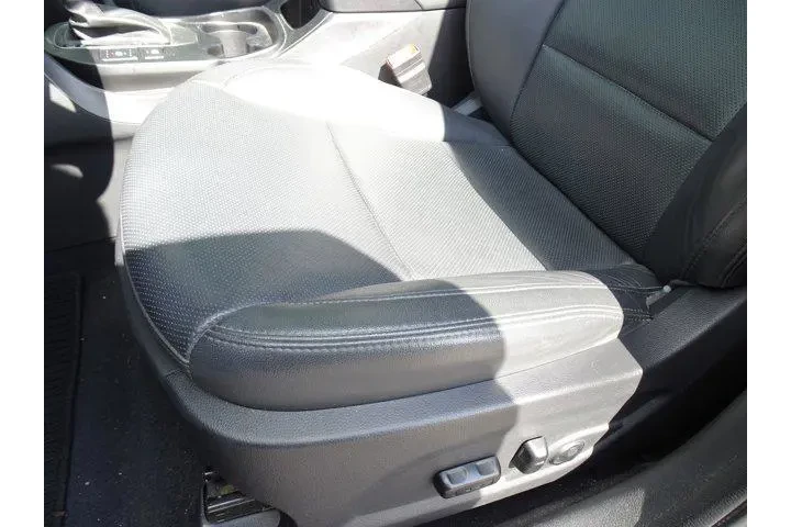 $17914 : Hyundai SANTA FE Sport 2018 image 9