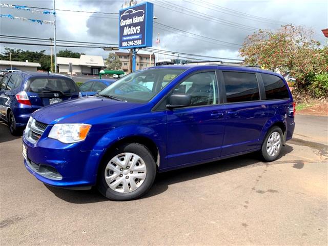 $15995 : 2018 Grand Caravan image 2