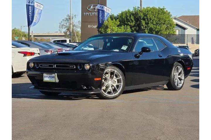 $24300 : Dodge Challenger 2023 GT 2dr image 2