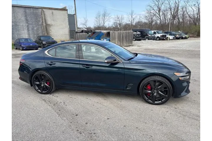 $32242 : Genesis G70 2023 3.3T Standa image 4