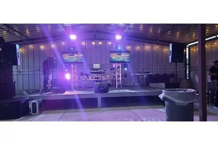 4EVR MUSIC Servicio de DJ image 1