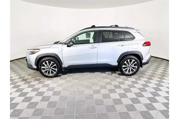 $31500 : Toyota Corolla Cross 2025 AW image 4