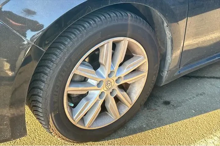 $15990 : Toyota Avalon 2015 Limited 4 image 7