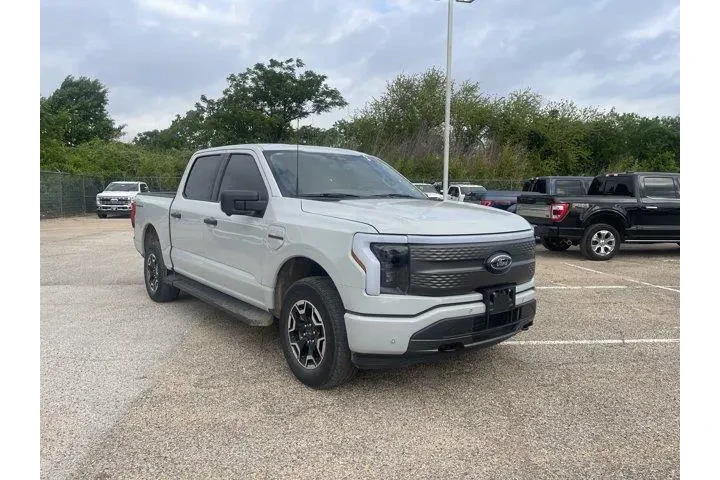 $36959 : Ford F-150 Lightning 2023 AW image 2