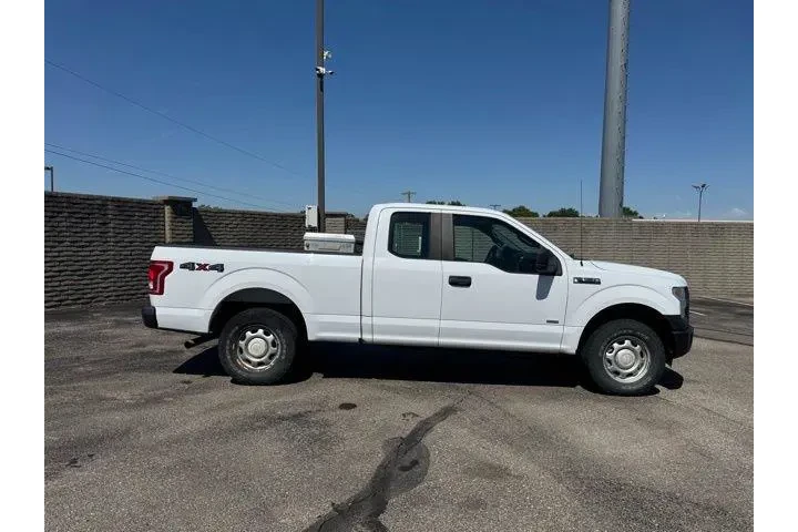 $18982 : Ford F-150 2017 4x4 XL 4dr S image 7