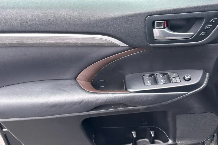 $26900 : Toyota Highlander 2018 AWD L image 10