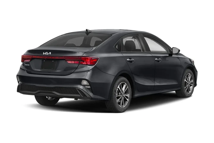 $19250 : 2024 Forte LXS image 2