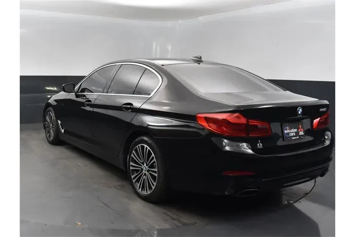 $23512 : BMW 5 Series 2019 540i 4dr S image 3