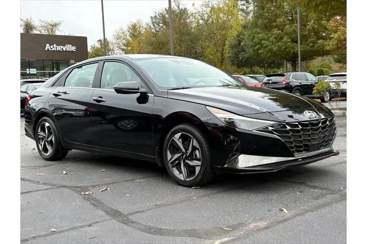$20729 : Hyundai ELANTRA Hybrid 2023 image 1