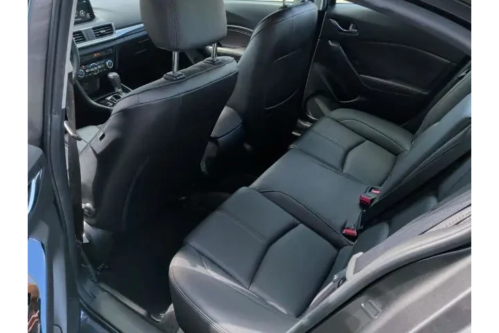 $16995 : Mazda Mazda3 2018 Touring 4d image 10