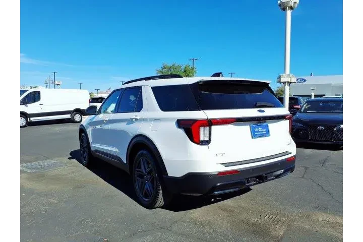 $38987 : Ford Explorer 2025 AWD ST-Li image 4