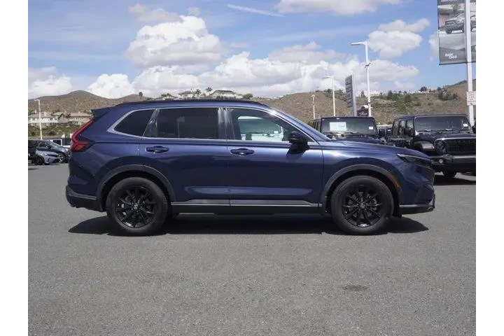$30498 : Honda CR-V Hybrid 2023 Sport image 3