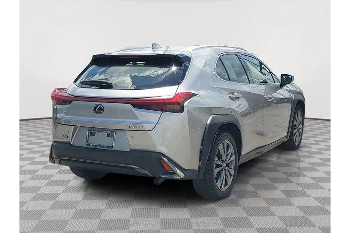 $18431 : Lexus UX 200 2019 4dr Crosso image 4