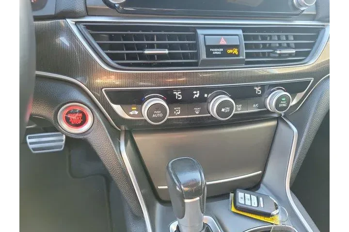 $22000 : Honda Accord 2021 Sport 4dr image 9