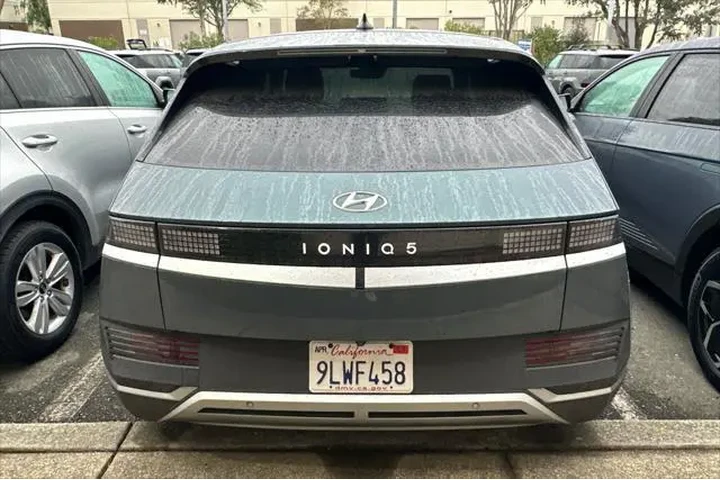 $24490 : Hyundai IONIQ 5 2024 SEL 4dr image 6