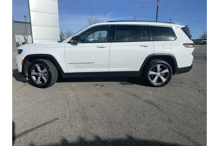 $24900 : Jeep Grand Cherokee L 2021 4 image 2