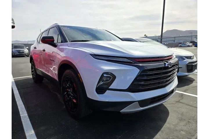 $29591 : Chevrolet Blazer 2025 LT 4dr image 1