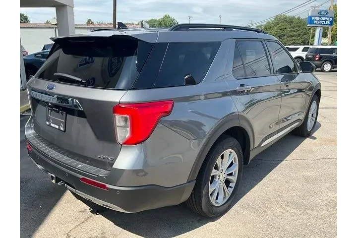 $33922 : Ford Explorer 2023 AWD XLT 4 image 3