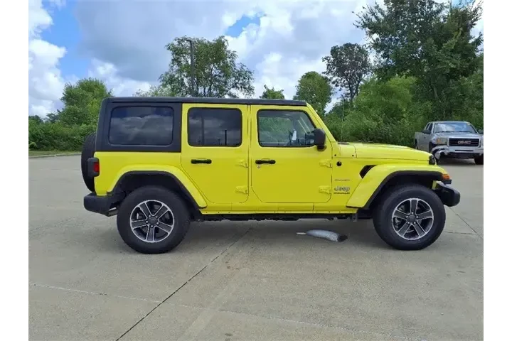 $28879 : Jeep Wrangler 2023 4x4 Sahar image 5