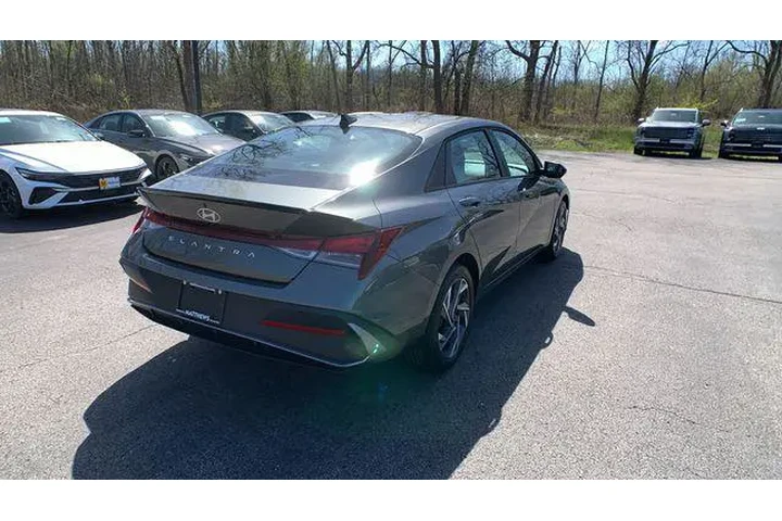 $18677 : Hyundai ELANTRA 2025 SEL Spo image 5