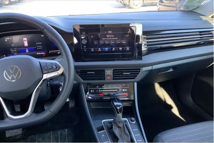 $20222 : Volkswagen Jetta 2025 S 4dr image 7