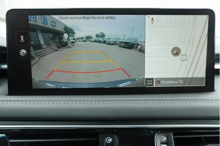 $25988 : Genesis G70 2023 2.0T 4dr Se image 9