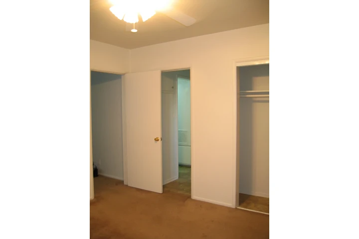 $1898 : Apartamentos en alquiler image 2