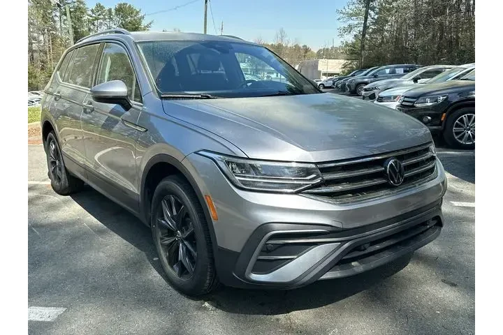 $20998 : Volkswagen Tiguan 2024 Wolfs image 3