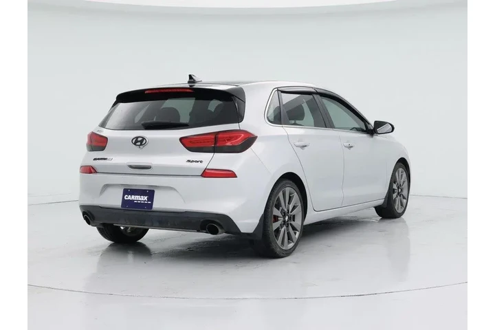 $16998 : Hyundai ELANTRA GT 2018 Spor image 8