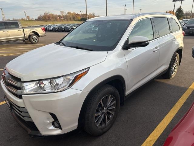 $27372 : Pre-Owned 2019 Highlander XLE image 2