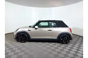 $26988 : MINI Convertible 2024 Cooper thumbnail