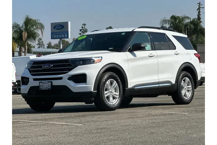 $31690 : Ford Explorer 2022 AWD XLT 4 image 8