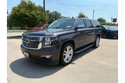 2017 Suburban Premier en Des Moines