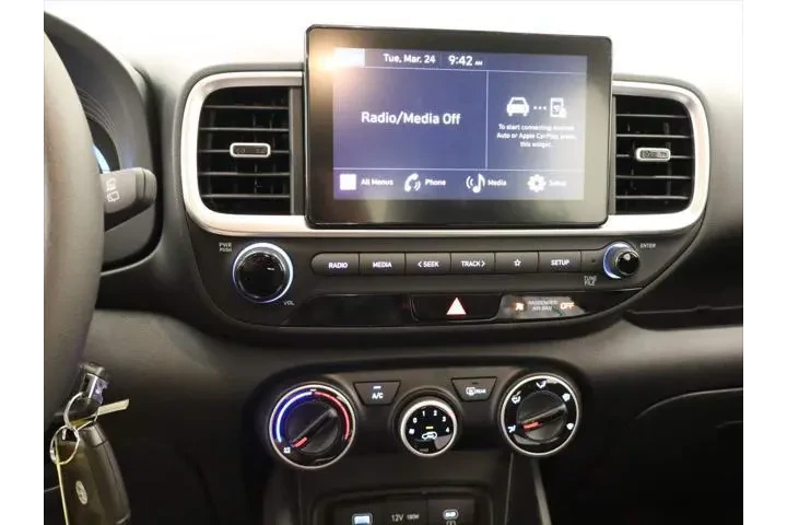 $19372 : Hyundai VENUE 2025 SE 4dr Cr image 10