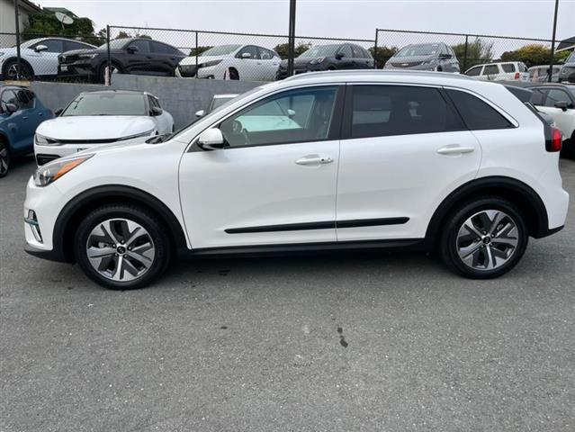 $22800 : Used 2021 Niro EV EX Premium image 8