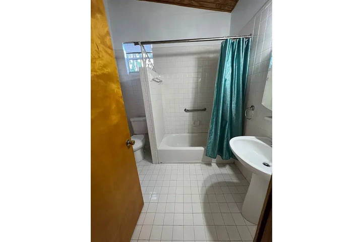 $1400 : 3 Recamaras 1 Baño image 6
