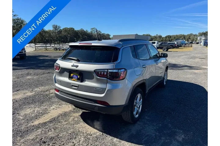 $21106 : Jeep Compass 2024 4x4 Latitu image 5