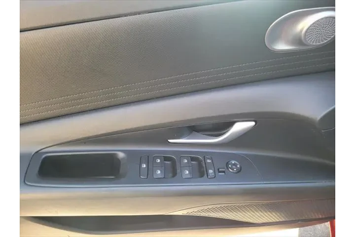 $19500 : Hyundai ELANTRA 2023 SEL 4dr image 9