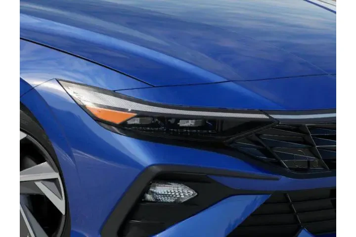 $22000 : Hyundai ELANTRA 2025 SEL Spo image 9