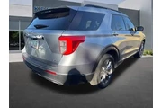 $24920 : Ford Explorer 2022 AWD XLT 4 thumbnail