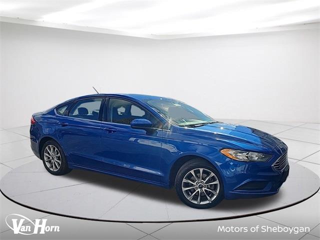 $9997 : Pre-Owned 2017 Fusion SE image 1