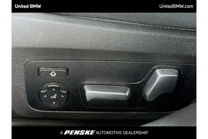 $24995 : BMW 3 Series 2021 330i 4dr S image 4