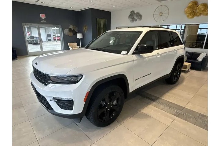 $29494 : Jeep Grand Cherokee 2023 4x4 image 7