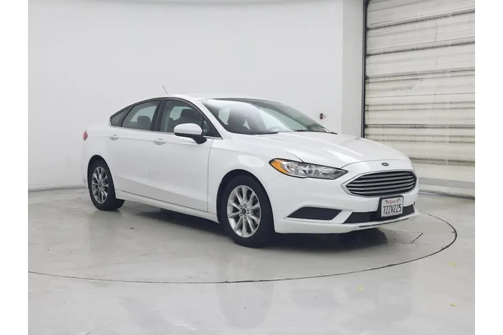 $11998 : Ford Fusion 2017 SE 4dr Seda image 1