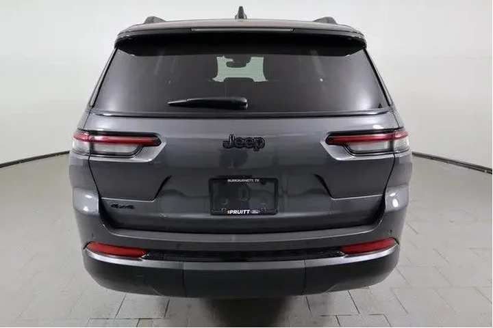 $28750 : Jeep Grand Cherokee L 2024 4 image 6
