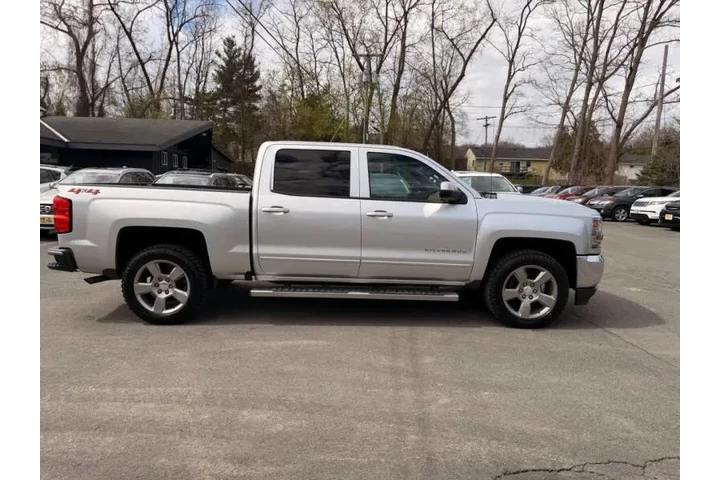 $23995 : 2018 Silverado 1500 LT image 9