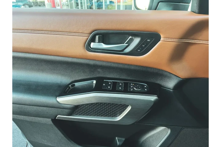 $35477 : Nissan Pathfinder 2024 Plati image 8