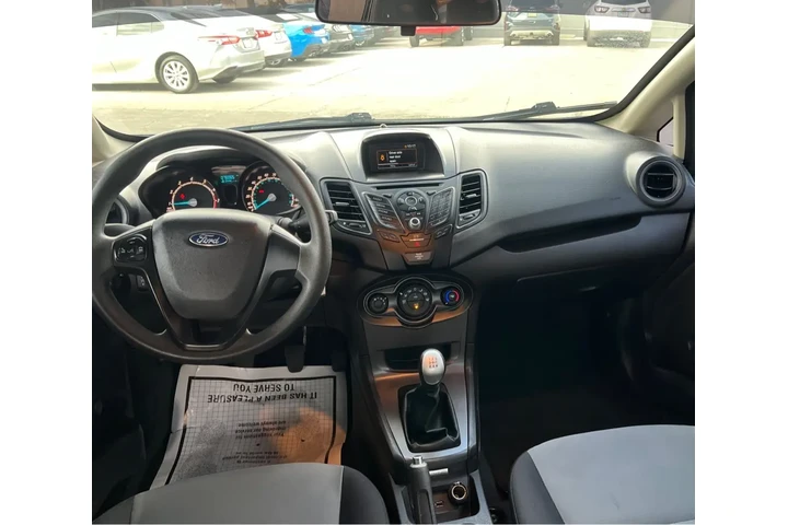 2018 Fiesta S Sedan image 9