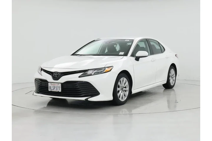 $18998 : Toyota Camry 2019 LE 4dr Sed image 4