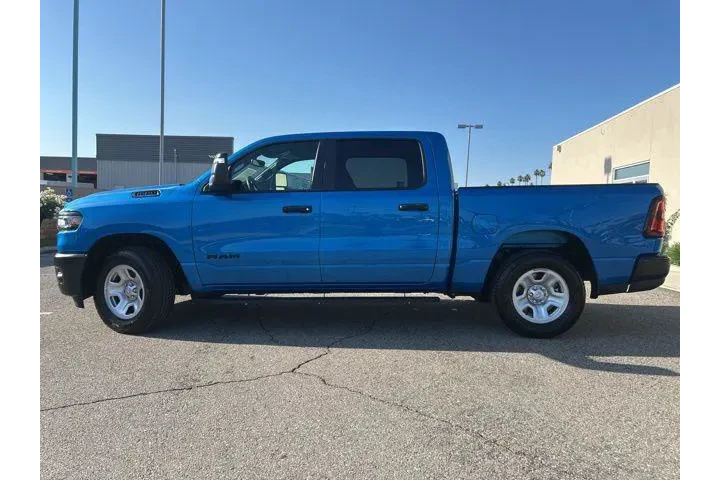 $38995 : Ram 1500 2025 image 6